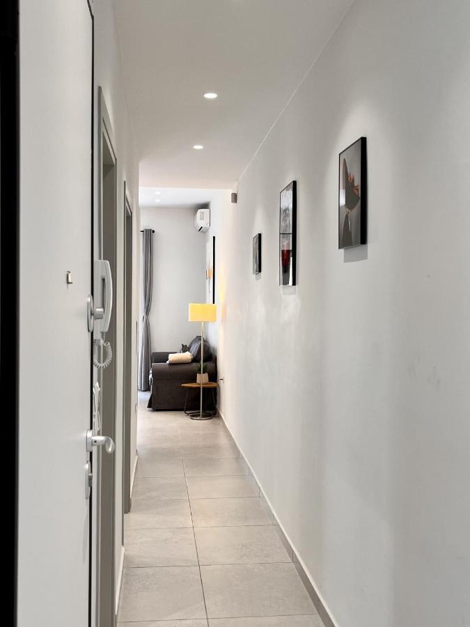 Chic Getaway Near Stavros Niarchos Atenas Exterior foto